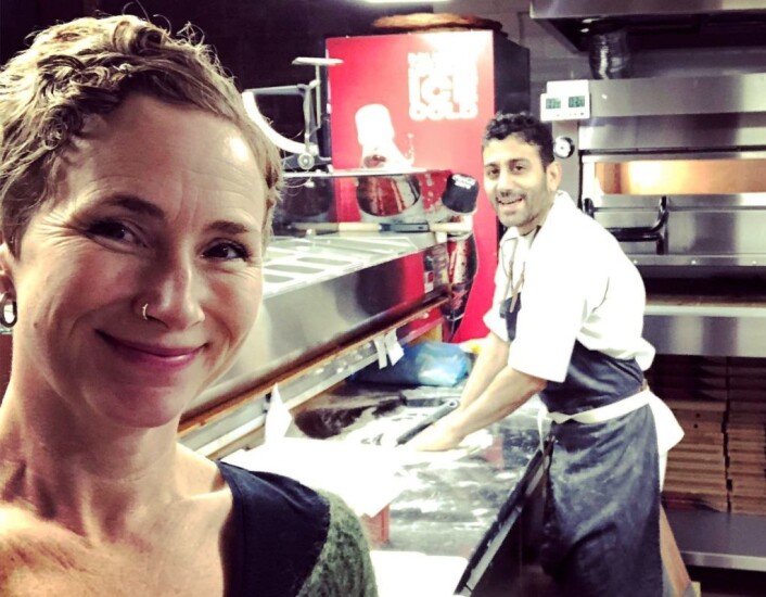 — Jeg hadde aldri ansatt Sorab som daglig leder og pizzakokk dersom jeg visste at han oppholdt seg ulovlig i Norge, sier Live Glesne Kjølstad. Foto: Privat — Jeg hadde aldri ansatt Sorab som daglig leder og pizzakokk dersom jeg visste at han oppholdt seg ulovlig i Norge, sier Live Glesne Kjølstad. Foto: Privat