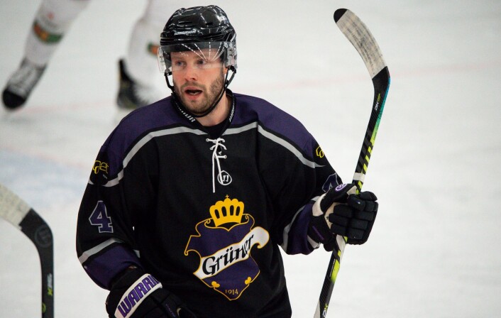 Gruners Kim Samuelsson scoret under eliteseriekampen i ishockey mot Vålerenga. Foto: Annika Byrde / NTB scanpix Gruners Kim Samuelsson scoret under eliteseriekampen i ishockey mot Vålerenga. Foto: Annika Byrde / NTB scanpix