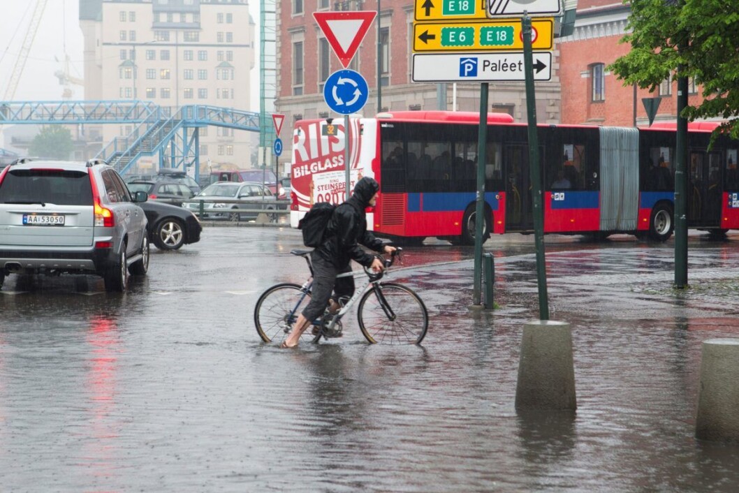 Detblir neppe like nedbør som på dette bildet fra 2011. Men utover søndagen får Oslo økende vind og regn. Arkivfoto: Berit Roald / Scanpix Detblir neppe like nedbør som på dette bildet fra 2011. Men utover søndagen får Oslo økende vind og regn. Arkivfoto: Berit Roald / Scanpix
