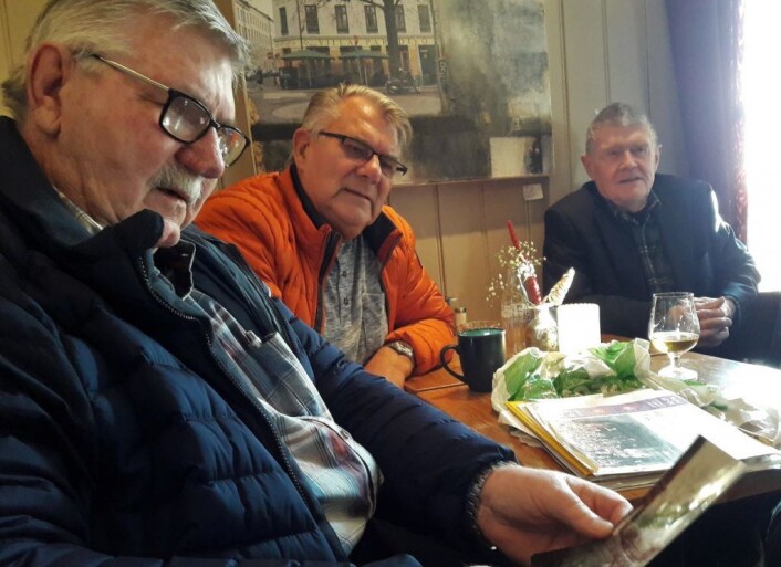 Gutta fra C-klassen er levende historiebøker om Sagene, og gode historiefortellere. Fra venstre: Terje Johansen, Torgeir Lindblad og Jan Abrahamsen. Foto: Anders Høilund Gutta fra C-klassen er levende historiebøker om Sagene, og gode historiefortellere. Fra venstre: Terje Johansen, Torgeir Lindblad og Jan Abrahamsen. Foto: Anders Høilund