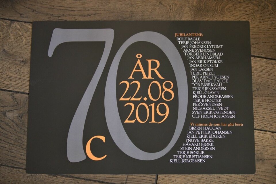 Til 70-årsjubileet ble denne minneplakaten med alle navnene laget. Foto: André Kjernsli