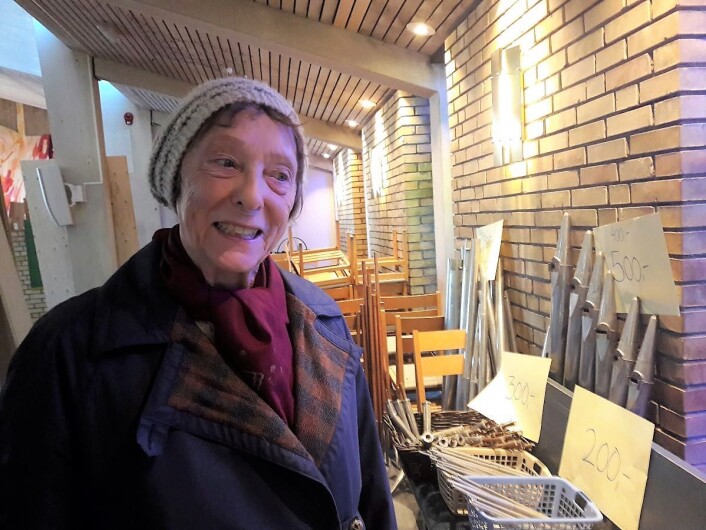 Rannfrid Helene Sande har fulgt Hasle Kirke siden den ble åpnet i 1960. – Selvfølgelig vil jeg sikre meg en orgelpipe, sier hun. Foto: Anders Høilund Rannfrid Helene Sande har fulgt Hasle Kirke siden den ble åpnet i 1960. – Selvfølgelig vil jeg sikre meg en orgelpipe, sier hun. Foto: Anders Høilund