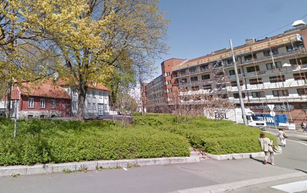 Denne plassen, hvor Fredensborgveien møter Maridalsveien, tidligere kalt Trekantplassen, blir nå kalt Edith Carlmars plass. Foto: Google maps Denne plassen, hvor Fredensborgveien møter Maridalsveien, tidligere kalt Trekantplassen, blir nå kalt Edith Carlmars plass. Foto: Google maps