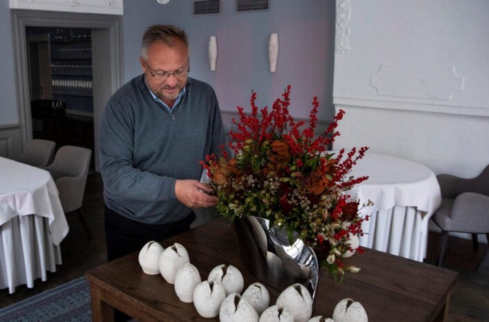 Bent Stiansen og Statholdergaarden fikk sin Michelin-stjerne første gang for 22 år siden. Kokkeveteranen åpnet Statholdergaarden i 1994. Foto: Tore Meek / NTB scanpix Bent Stiansen og Statholdergaarden fikk sin Michelin-stjerne første gang for 22 år siden. Kokkeveteranen åpnet Statholdergaarden i 1994. Foto: Tore Meek / NTB scanpix