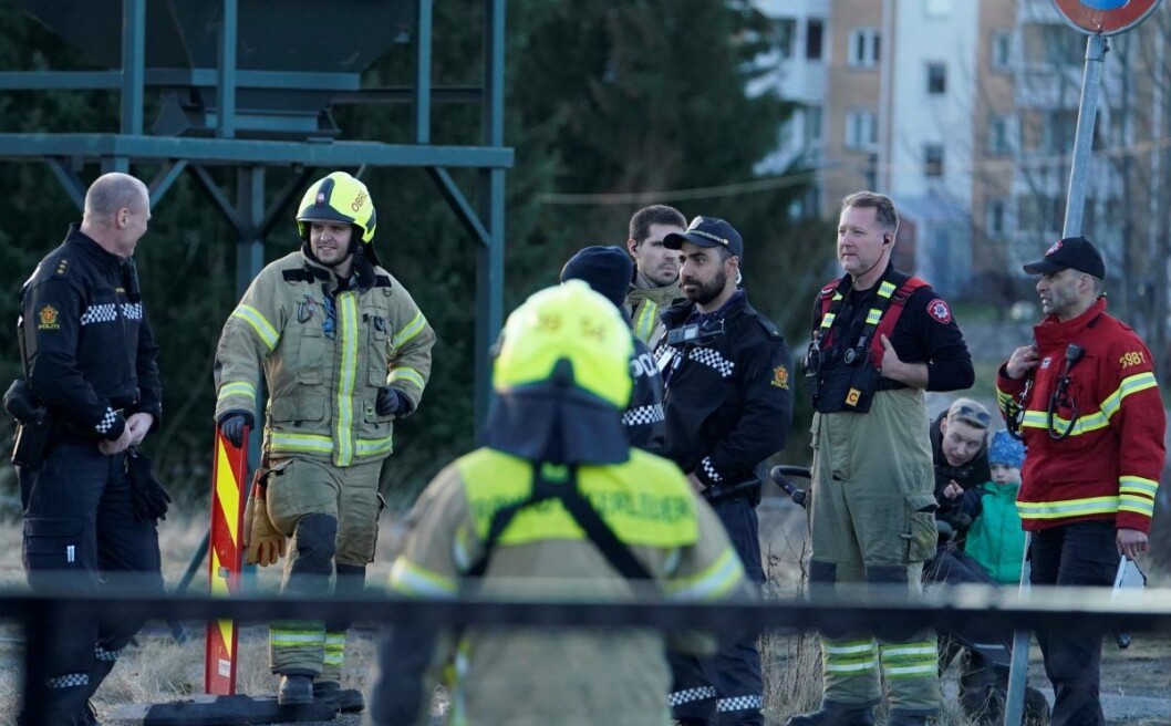Redningsetatene rykket ved 16-tiden mandag ut til en stor vannlekkasje i Plogveien på Manglerud. Foto: Fredrik Hagen / NTB scanpix Redningsetatene rykket ved 16-tiden mandag ut til en stor vannlekkasje i Plogveien på Manglerud. Foto: Fredrik Hagen / NTB scanpix