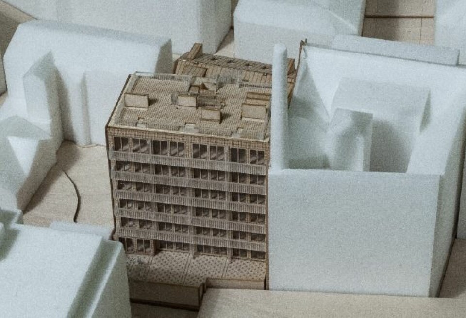 Modellen forestiller bygningen slik den ville sett ut dersom ikke kommunaldeprtementet hadde satt en endelig stopper. Illustrasjon: Grape arkitekter