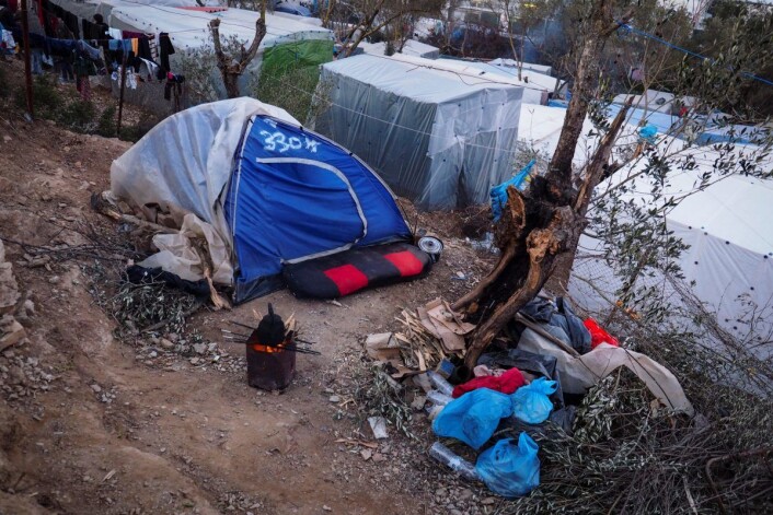 FN rapporterer om umenneskelige forhold for flyktningene i leiren Moria på den greske øya Lesvos. Mange av flyktningene er barn fra krigsområder. Foto: Knut Bry / Tinagent FN rapporterer om umenneskelige forhold for flyktningene i leiren Moria på den greske øya Lesvos. Mange av flyktningene er barn fra krigsområder. Foto: Knut Bry / Tinagent