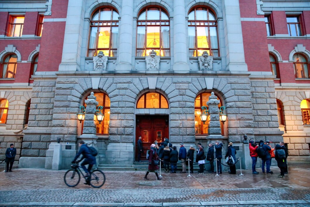 Publikum i kø utenfor Høyesterett i forbindelse med behandlingen av fire barnevernssaker i februar. Foto: Håkon Mosvold Larsen / NTB scanpix Publikum i kø utenfor Høyesterett i forbindelse med behandlingen av fire barnevernssaker i februar. Foto: Håkon Mosvold Larsen / NTB scanpix