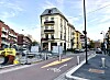 Sykkelprioritert gate og sperret bilgjennomkjøring på Frogner illustrerer striden om biltrafikk og parkering i området rundt Løvenskiolds gate.