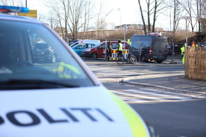 Da politiet kom til Sotakiosken ved Vålerenga hadde tumultene lagt seg. Foto: André Kjernsli Da politiet kom til Sotakiosken ved Vålerenga hadde tumultene lagt seg. Foto: André Kjernsli