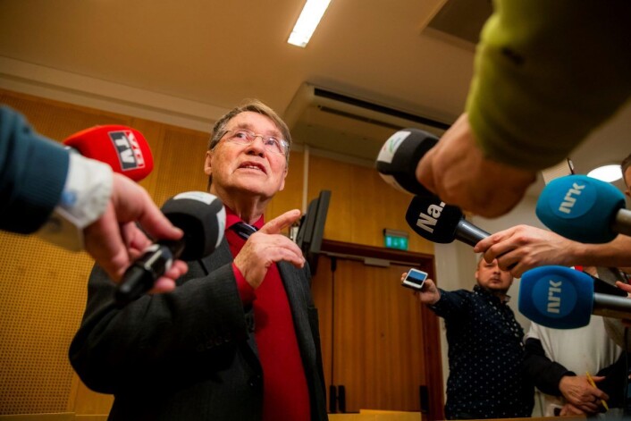 Tidligere biskop Gunnar Stålsett møtte media etter domsavsigelsen i Oslo tingrett. Stålsett møtte i retten for å ha brukt den ureturnerbare asylsøkeren Lulu Tekle til å arbeide for seg. Foto: Håkon Mosvold Larsen / NTB scanpix Tidligere biskop Gunnar Stålsett møtte media etter domsavsigelsen i Oslo tingrett. Stålsett møtte i retten for å ha brukt den ureturnerbare asylsøkeren Lulu Tekle til å arbeide for seg. Foto: Håkon Mosvold Larsen / NTB scanpix