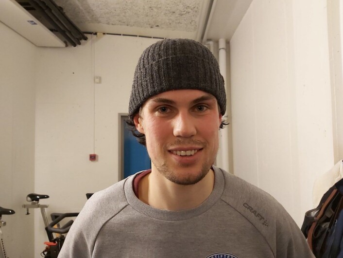 Vålerengas Magnus Brekke Henriksen kan juble over tre ekstremt viktige poeng etter seieren over serieleder Stavanger Oilers. Foto: André Kjernsli Vålerengas Magnus Brekke Henriksen kan juble over tre ekstremt viktige poeng etter seieren over serieleder Stavanger Oilers. Foto: André Kjernsli