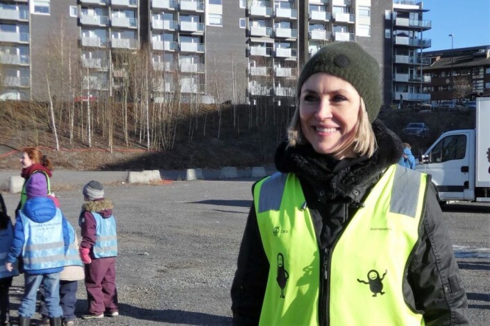 Gosha Szewczyk er lokal beboer. Hun mener at en stor park på denne tomta vil gjøre området mer attraktivt. Foto: Márcia Vagos Gosha Szewczyk er lokal beboer. Hun mener at en stor park på denne tomta vil gjøre området mer attraktivt. Foto: Márcia Vagos