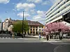 Arbeidersamfunnets plass med Torggata bad til venstre og Samfunnshuset til høyre.