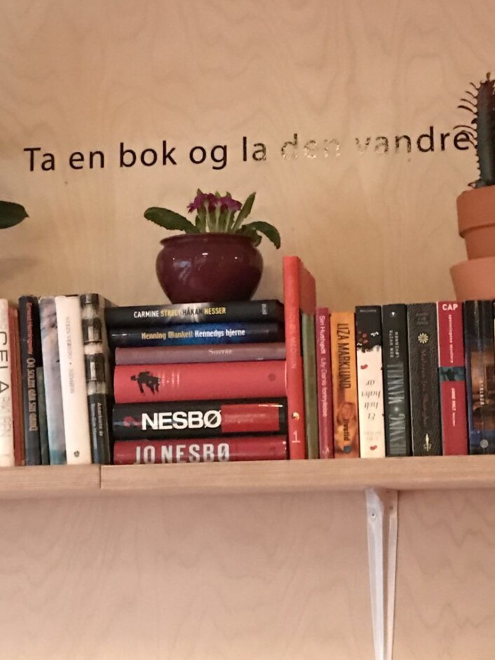 Skaperverkets låneordning, ”Ta en bok – og la den vandre”. Skaperverkets låneordning, ”Ta en bok – og la den vandre”.