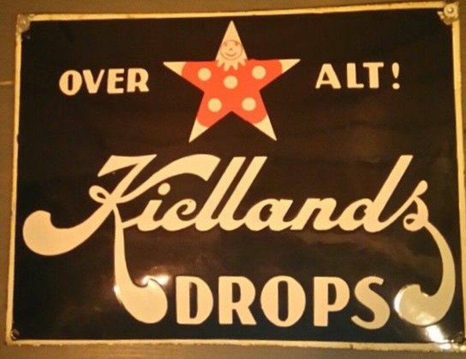 Skiltet fra Kiellands Fabrikker var plassert rundt om i norske butikker. Foto: Odd Einar Borge