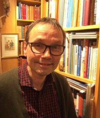 Antikvariat-eier Eivind S. Bergmann ønsker seg heller miljøfortau enn sykkelfelter i Thereses gate. Antikvariat-eier Eivind S. Bergmann ønsker seg heller miljøfortau enn sykkelfelter i Thereses gate.