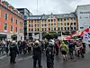 Rundt 100–150 demonstranter møtte opp utenfor Håndverkeren under Norgesdemokratenes konferanse.