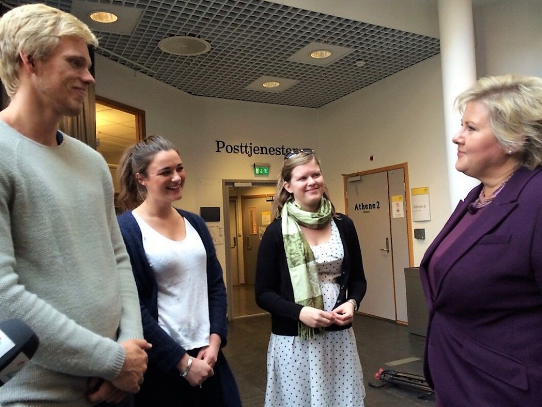 Høyre og Erna Solberg gikk på landsmøtet nylig inn for skolepenger for utenlandske studenter. Foto: Statsministerens kontor Høyre og Erna Solberg gikk på landsmøtet nylig inn for skolepenger for utenlandske studenter. Foto: Statsministerens kontor