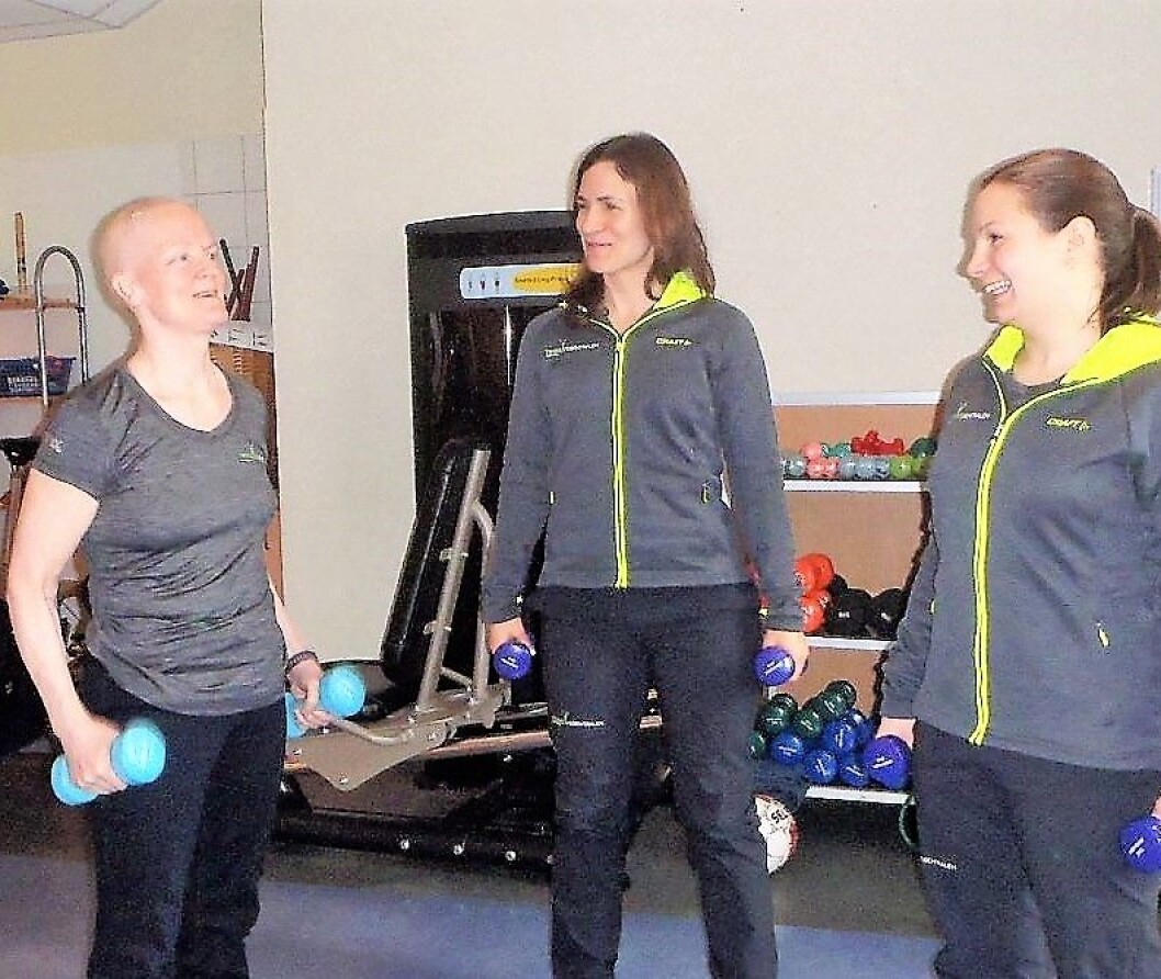 Aline Nistad og fysioterapeutene Tiril Skjølsvik og Tilla Lien Larsen. Foto: Anders Høilund Aline Nistad og fysioterapeutene Tiril Skjølsvik og Tilla Lien Larsen. Foto: Anders Høilund