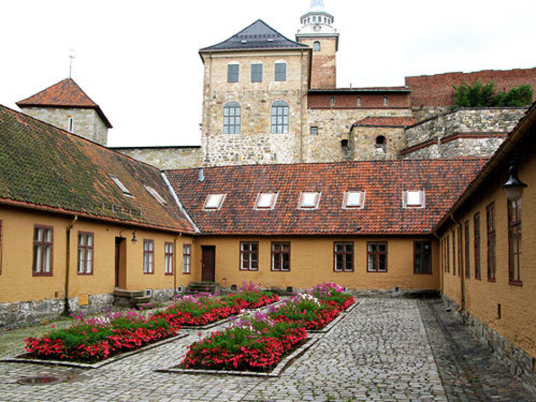 Forsvarsbygg har fått grønt lys til å bygge nytt sesjonssenter i bygning 3 ved Akershus festning. Foto: Wikipedia Forsvarsbygg har fått grønt lys til å bygge nytt sesjonssenter i bygning 3 ved Akershus festning. Foto: Wikipedia