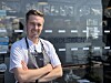Andreas Gøbel er kjøkkensjef på Solsiden, som er en restaurant som innenfor sjømat