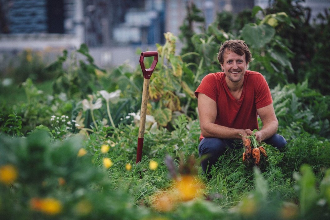 Bybonde Andreas Capjon kan i framtiden få Oslo kommune som arbeidsgiver. Foto: Lene Neverdal Bybonde Andreas Capjon kan i framtiden få Oslo kommune som arbeidsgiver. Foto: Lene Neverdal