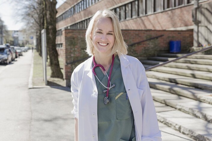 Vanessa Bettembourg er i gang med å utdanne seg til europeisk veterinærspesialist. en utdannelse som har en strykprosent på 70. Foto: Stine Raastad Vanessa Bettembourg er i gang med å utdanne seg til europeisk veterinærspesialist. en utdannelse som har en strykprosent på 70. Foto: Stine Raastad