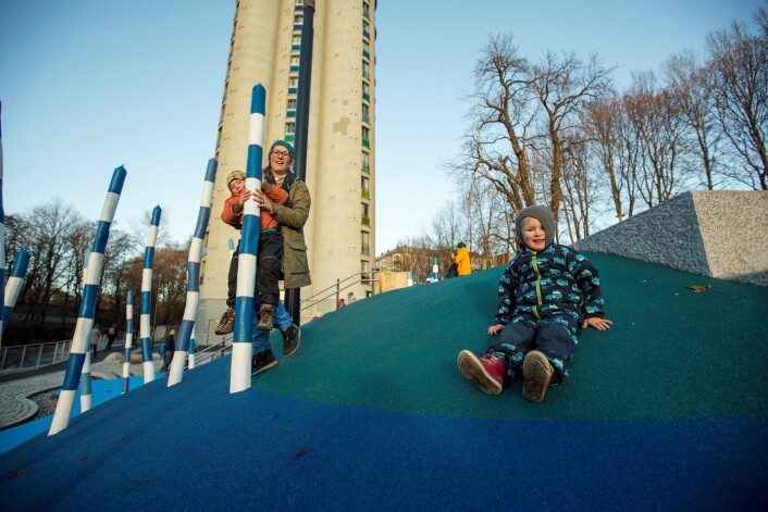 Nedre Foss park har blitt et lekeeldorado for både store og små. Foto: Bymiljøetaten Nedre Foss park har blitt et lekeeldorado for både store og små. Foto: Bymiljøetaten