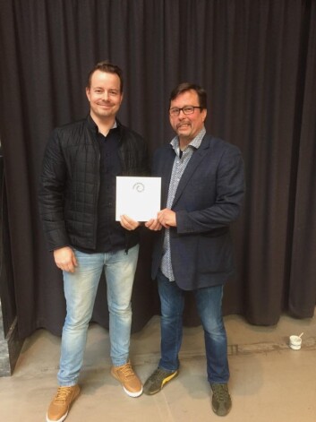 Håvard Bergheim (t.v) og Jørgen Johansson med gavesjekken på 200.000 fra Sparebankstiftelsen DNB. Foto: Privat Håvard Bergheim (t.v) og Jørgen Johansson med gavesjekken på 200.000 fra Sparebankstiftelsen DNB. Foto: Privat