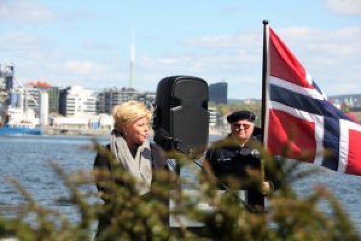 Statsråd Siv Jensen holdt tale og la ned krans på vegne av regjeringen. Foto: Hans Magnus Borge Statsråd Siv Jensen holdt tale og la ned krans på vegne av regjeringen. Foto: Hans Magnus Borge