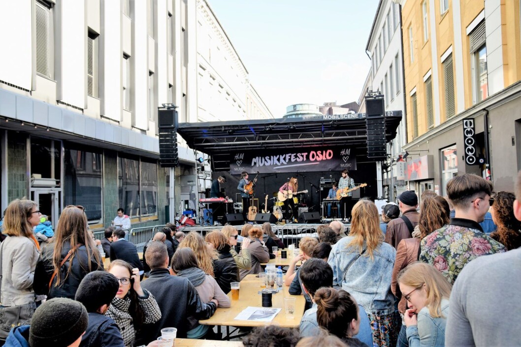 Musikkfest Oslo ved Mono i sentrum i 2015. Foto: Helge Høifødt, via Wikimedia Commons Musikkfest Oslo ved Mono i sentrum i 2015. Foto: Helge Høifødt, via Wikimedia Commons