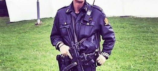 Statsministeren valgte å ta med seg tungt bevæpnet politi på barnefestival i Oslo. Flere deltakere reagerte sterkt