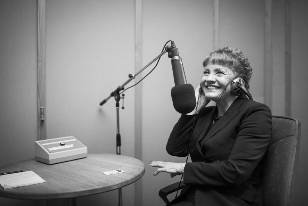 Første visepresident Marit Nybakk (A) intervjues av NRK i Stortingets radiostudio. 27. februar 2017. Foto: Peter Mydske Første visepresident Marit Nybakk (A) intervjues av NRK i Stortingets radiostudio. 27. februar 2017. Foto: Peter Mydske