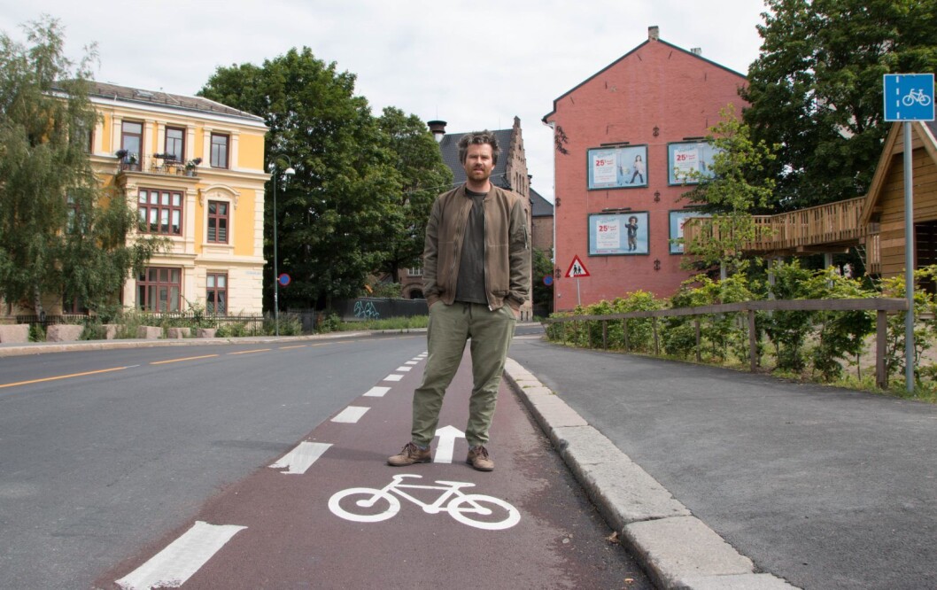 Nestleder i bydelsutvalget i Gamle Oslo, Viktog Rakov Gjengaar(MdG), ønsker den nye sykkelveien i St. Hallvards gate velkommen. Foto: Miriam Sørlie Larsen Nestleder i bydelsutvalget i Gamle Oslo, Viktog Rakov Gjengaar(MdG), ønsker den nye sykkelveien i St. Hallvards gate velkommen. Foto: Miriam Sørlie Larsen