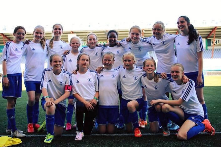 Jentene fra Lille Tøyens fotballklubb tar gjerne en revansj mot Nord-Koreas jentelag, om de blir invitert. Foto: Lille Tøyen fotballklubb Jentene fra Lille Tøyens fotballklubb tar gjerne en revansj mot Nord-Koreas jentelag, om de blir invitert. Foto: Lille Tøyen fotballklubb