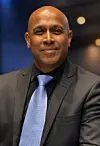 Athithan Kumarasamy, sykepleier og leder i helsetjenesten Foto: Privat
