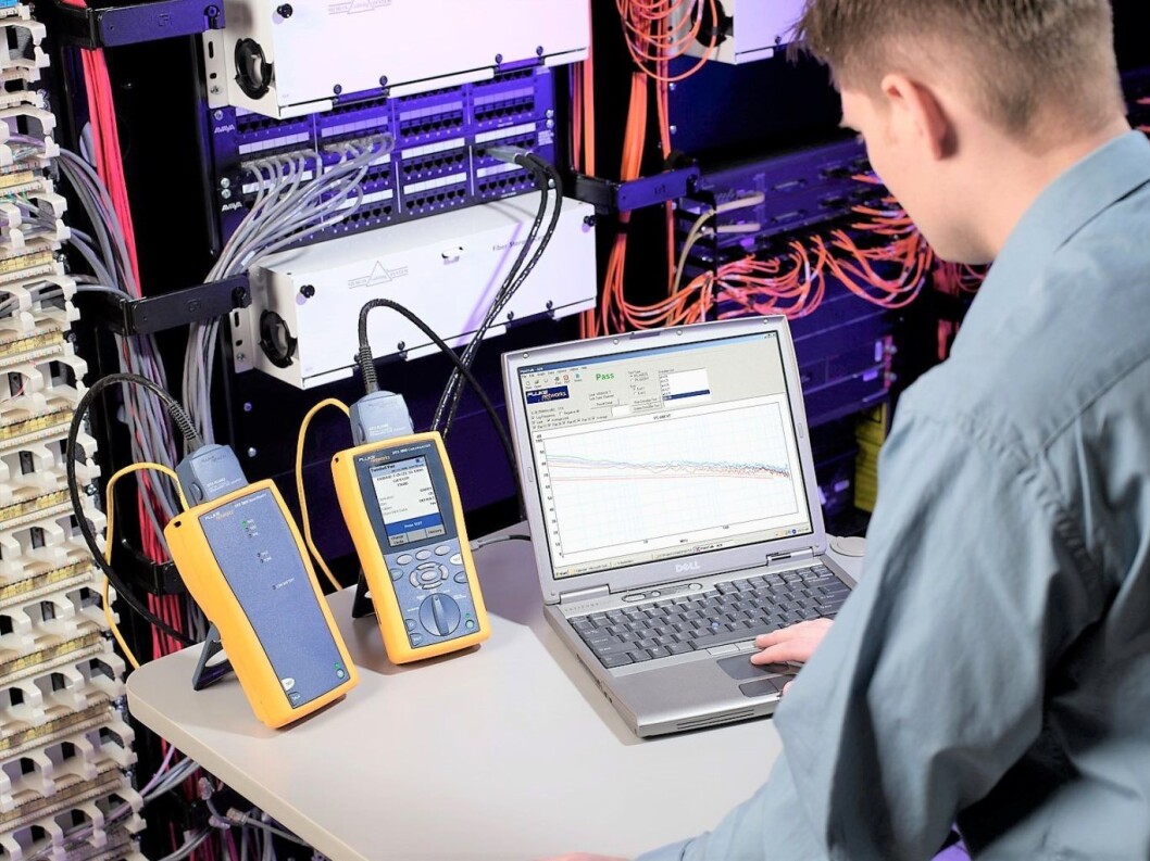 Elektronikalaboratorium. Elektrofag er ett av ni yrkesfaglige utdanningsretninger på videregående. Foto: Unknownacct01/Wikipedia Elektronikalaboratorium. Elektrofag er ett av ni yrkesfaglige utdanningsretninger på videregående. Foto: Unknownacct01/Wikipedia