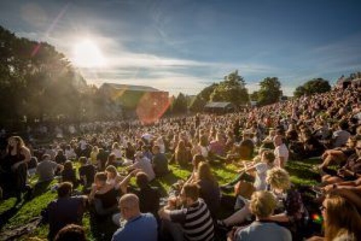 I dag var det fint vær på Øyafestivalen, mer øl - og dermed mer resirkulering. Foto: Øyafestivalen I dag var det fint vær på Øyafestivalen, mer øl - og dermed mer resirkulering. Foto: Øyafestivalen