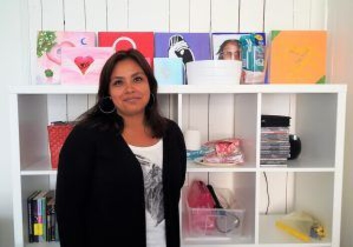Isabel Espinoza på rommet hvor jentegruppen møtes i Niels Juels gate. Isabel Espinoza på rommet hvor jentegruppen møtes i Niels Juels gate.
