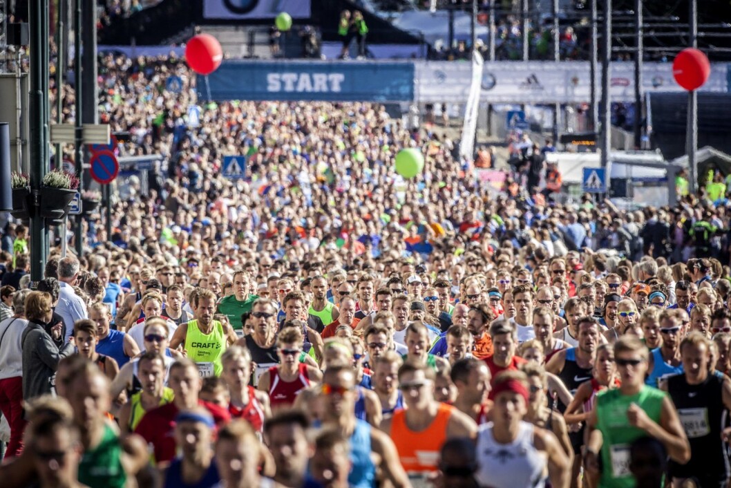 Fest, tusenvis av løpere og massevis av tilskuere under Oslo maraton. Foto: Oslo maraton Fest, tusenvis av løpere og massevis av tilskuere under Oslo maraton. Foto: Oslo maraton