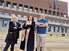 Utenfor Rådhuset Oslo rådhus sjøsiden Fremmet innbyggerforslag om Hovinbyen: Fra v. Kristin Grøntoft, Henriette Magnus og Tobias K. Torrissen. Foto: Arnsten Linstad