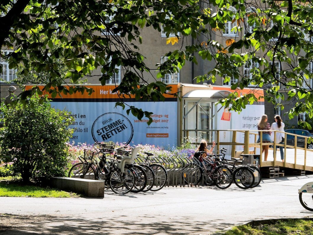 På Knud Knudsens plass, i Bydel St. Hanshaugen, kan folk forhåndsstemme. Foto: Oslo kommune/Sturlason På Knud Knudsens plass, i Bydel St. Hanshaugen, kan folk forhåndsstemme. Foto: Oslo kommune/Sturlason