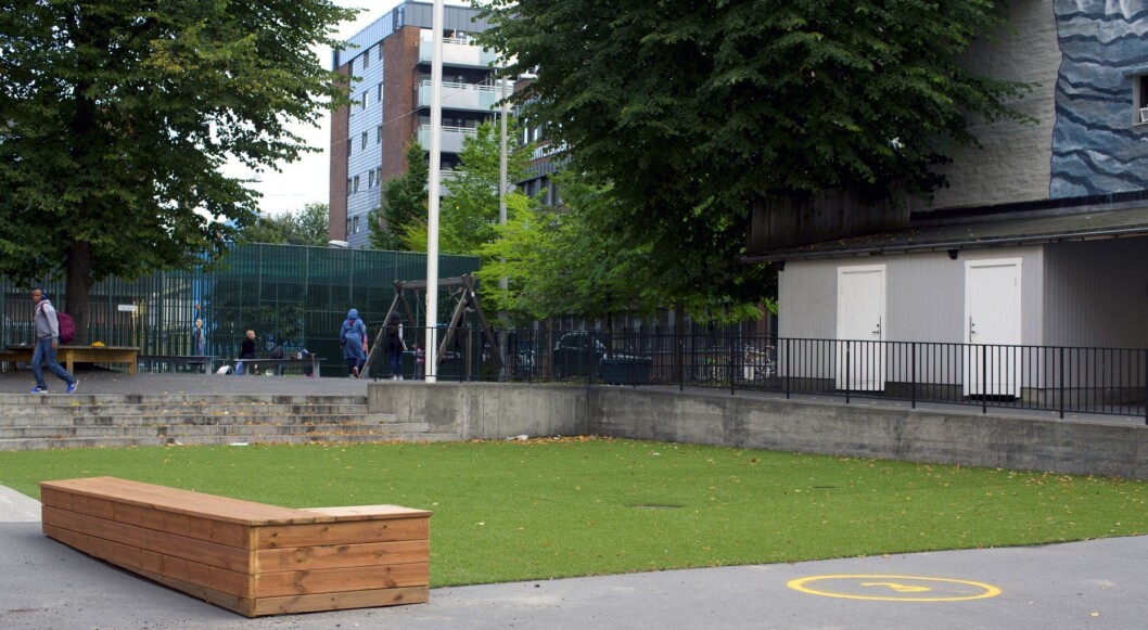 Skolegården på Tøyen skole har fått små oppgraderinger i løpet av sommerferien, men venter fortsatt på en utvidelse. Foto: Merethe Ruud Skolegården på Tøyen skole har fått små oppgraderinger i løpet av sommerferien, men venter fortsatt på en utvidelse. Foto: Merethe Ruud