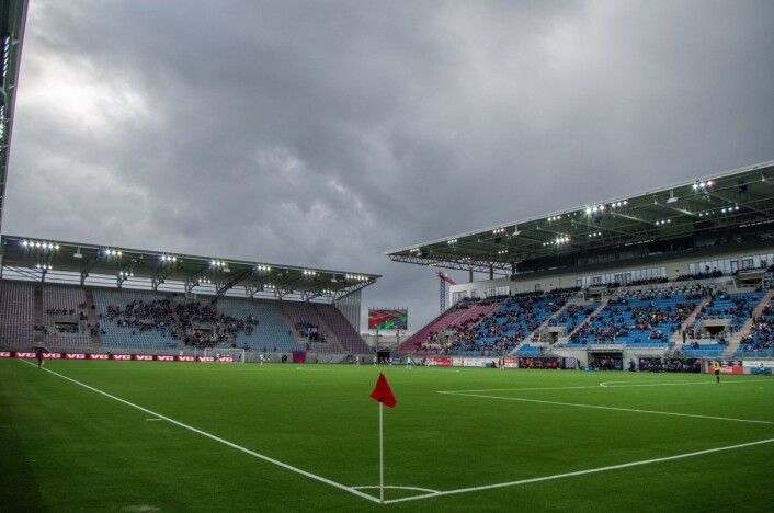 Nye Vålerenga stadion under åpningskampen mellom VIF damer og Kolbotn. Foto: Kyrre Songstad Seim Nye Vålerenga stadion under åpningskampen mellom VIF damer og Kolbotn. Foto: Kyrre Songstad Seim