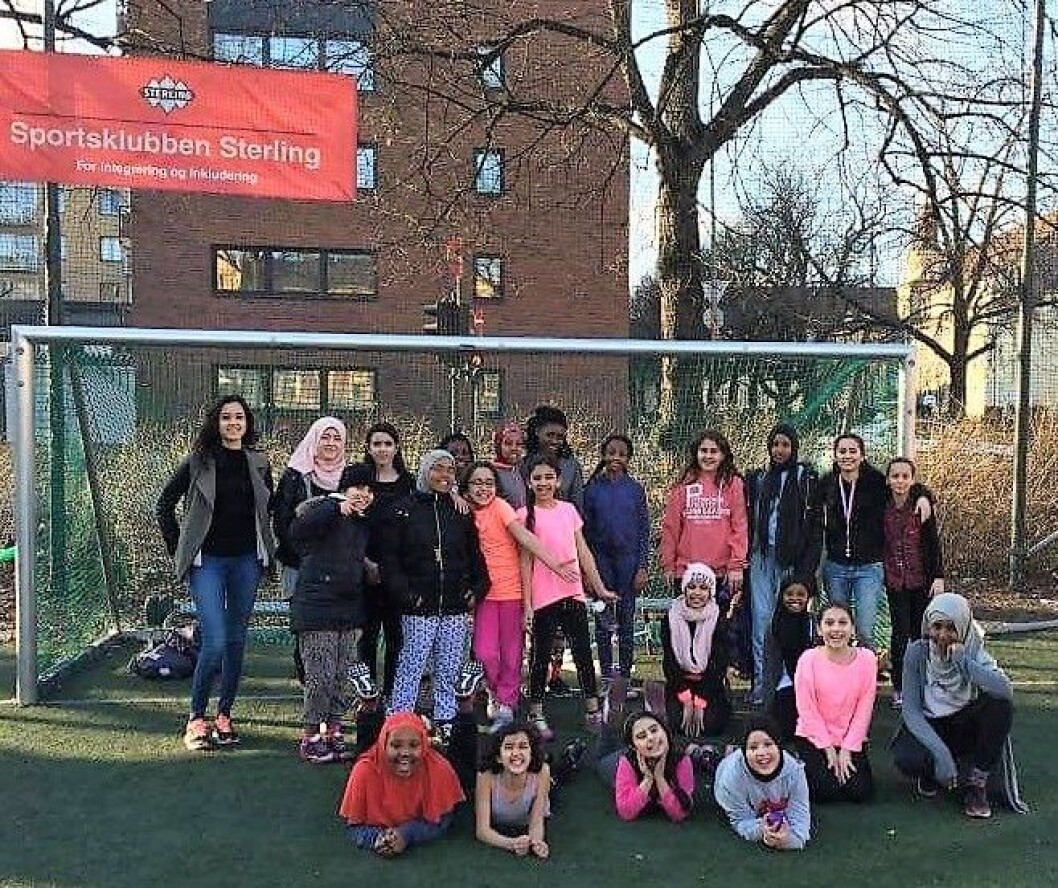 Sportsklubben Sterling har blant annet tre fotballag med minoritetsjenter. Foto: Sterling Sportsklubben Sterling har blant annet tre fotballag med minoritetsjenter. Foto: Sterling
