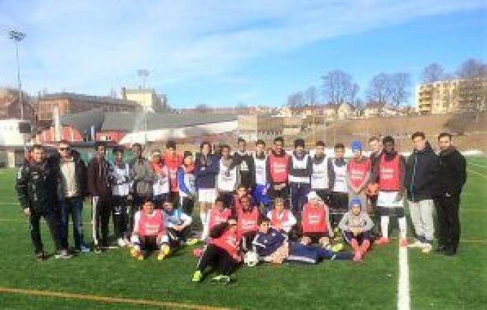 Et av Sterlings guttelag på banen på Jordal som de har fått låne, i tillegg til Caltexløkka på Tøyen. Ingen av disse er tilgjengelige for sportsklubben lenger. Foto: Sterling Et av Sterlings guttelag på banen på Jordal som de har fått låne, i tillegg til Caltexløkka på Tøyen. Ingen av disse er tilgjengelige for sportsklubben lenger. Foto: Sterling