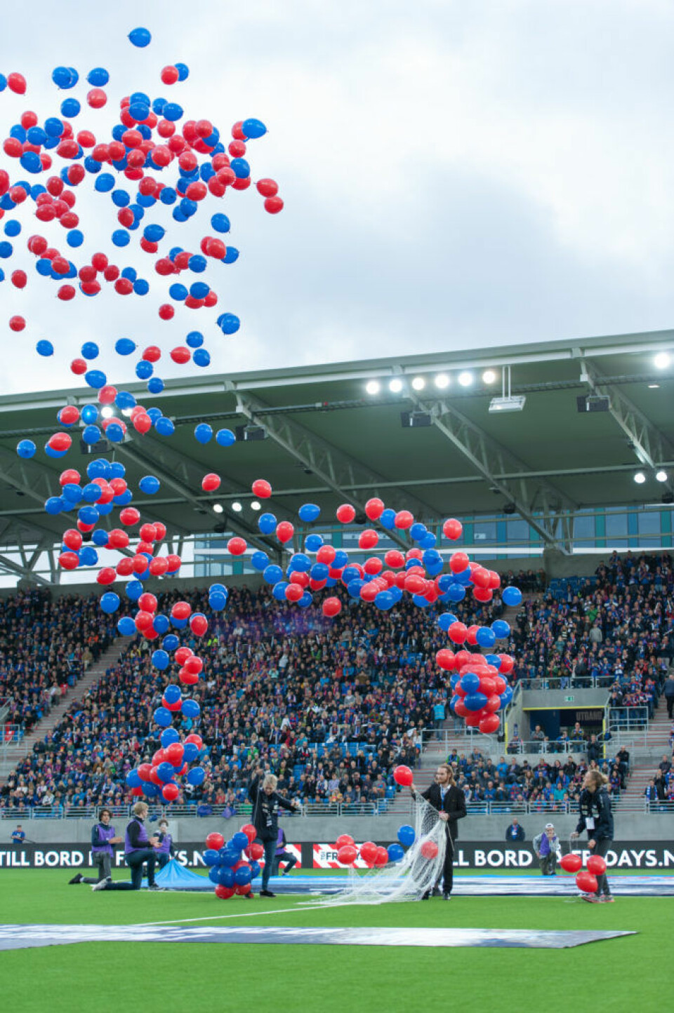 Ballongslipp_Vålerenga stadion. Foto: Anna Carlsson