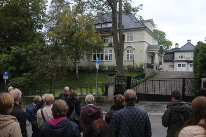Skipsreder Fearnlys villa er litt enklere i stilen. Foto: Hans Magnus Borge Skipsreder Fearnlys villa er litt enklere i stilen. Foto: Hans Magnus Borge