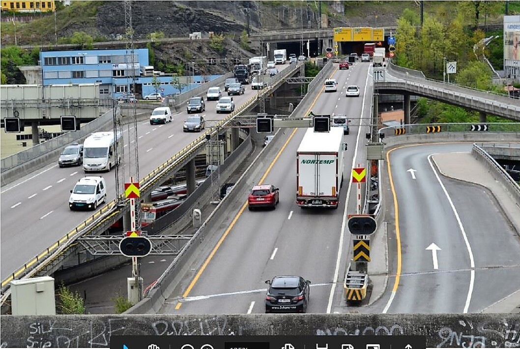 Her ved E6 Kværnerveien planlegges en ny bomstasjon. Foto: Statens Vegvesen Her ved E6 Kværnerveien planlegges en ny bomstasjon. Foto: Statens Vegvesen